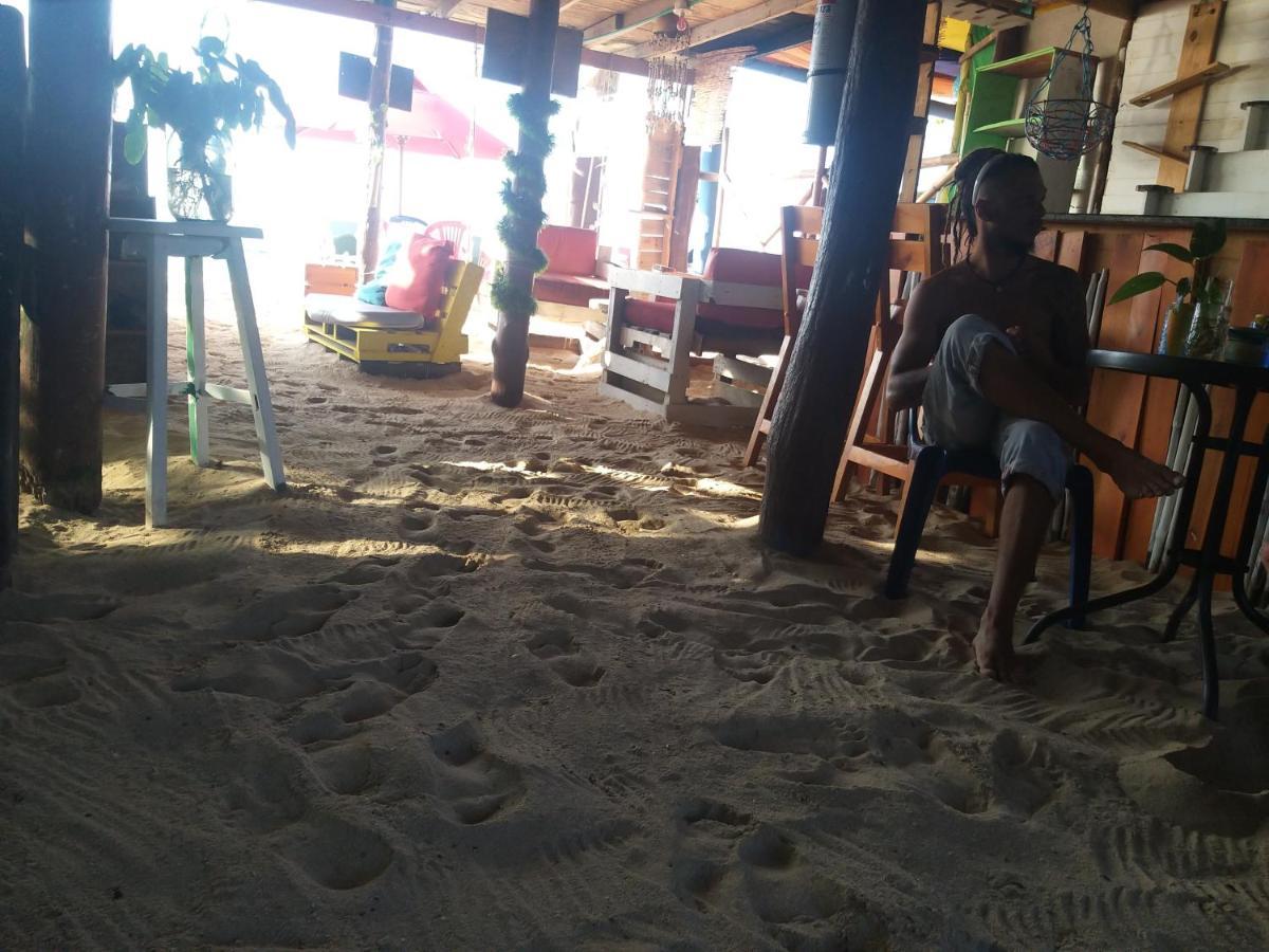Zulu Hostal Playa Blanca Ngoại thất bức ảnh