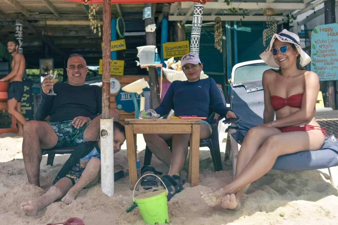 Zulu Hostal Playa Blanca Ngoại thất bức ảnh