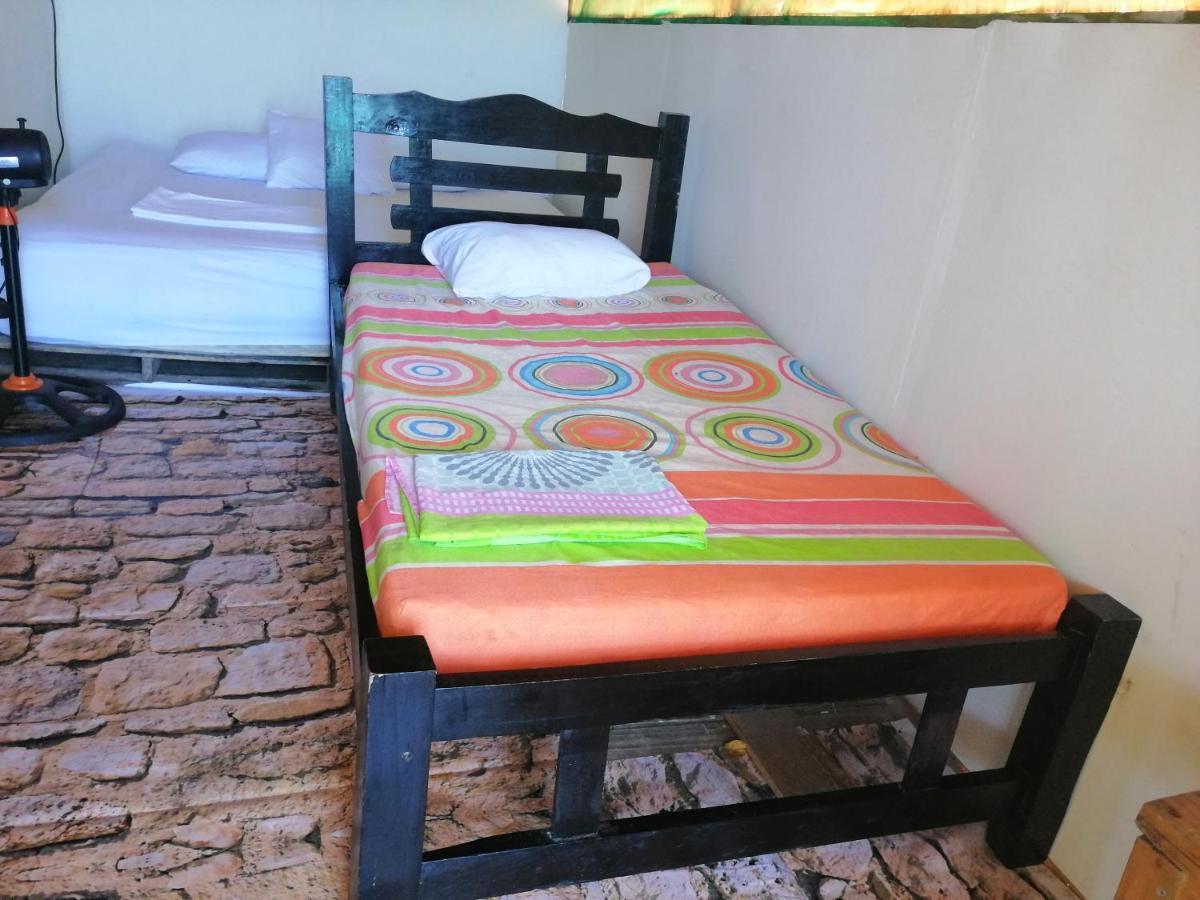 Zulu Hostal Playa Blanca Ngoại thất bức ảnh